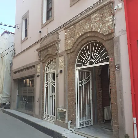 Ayvalik House Hotel Eskiomerler